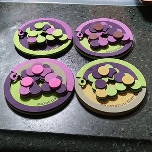 (4) Attachable Coasters